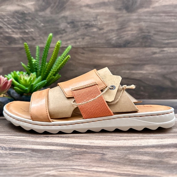 NIB Born Oceana Leather Slide Sandal Orange - Picture 4 of 15